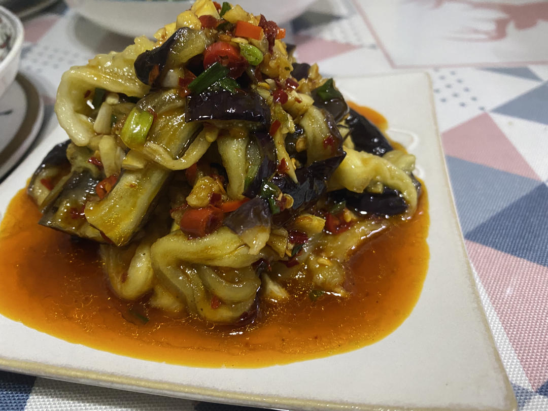 凉拌茄子这样做，堪称米饭杀手