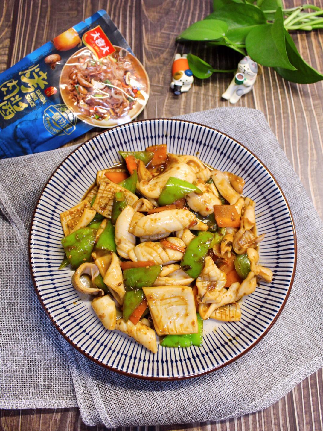 【酱爆鱿鱼卷的做法步骤图,酱爆鱿鱼卷怎么做好吃】熊猫半糖_下厨房