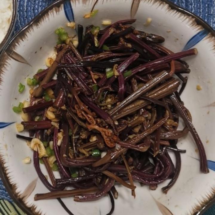 凉拌蕨菜干