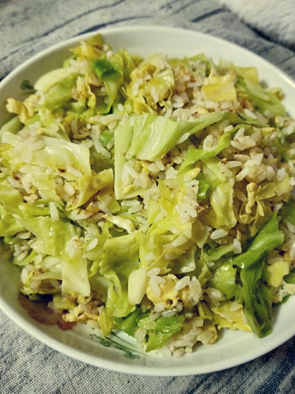 新手也能做的简单快手菜包菜炒粉皮儿(上桌都能抢完)