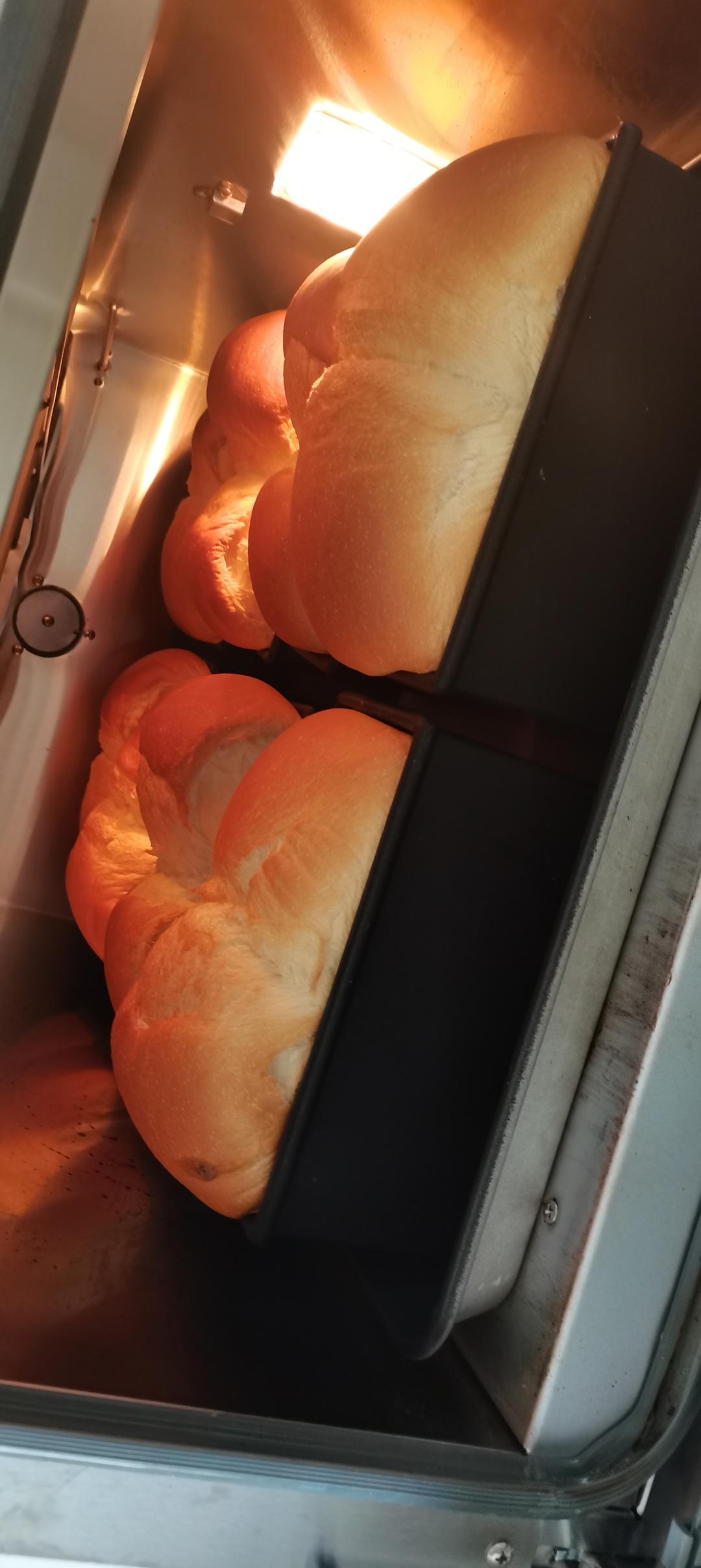 又香又白又温柔--蛋奶吐司