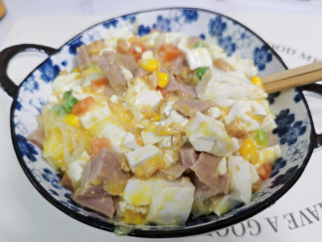 咸蛋黄豆腐