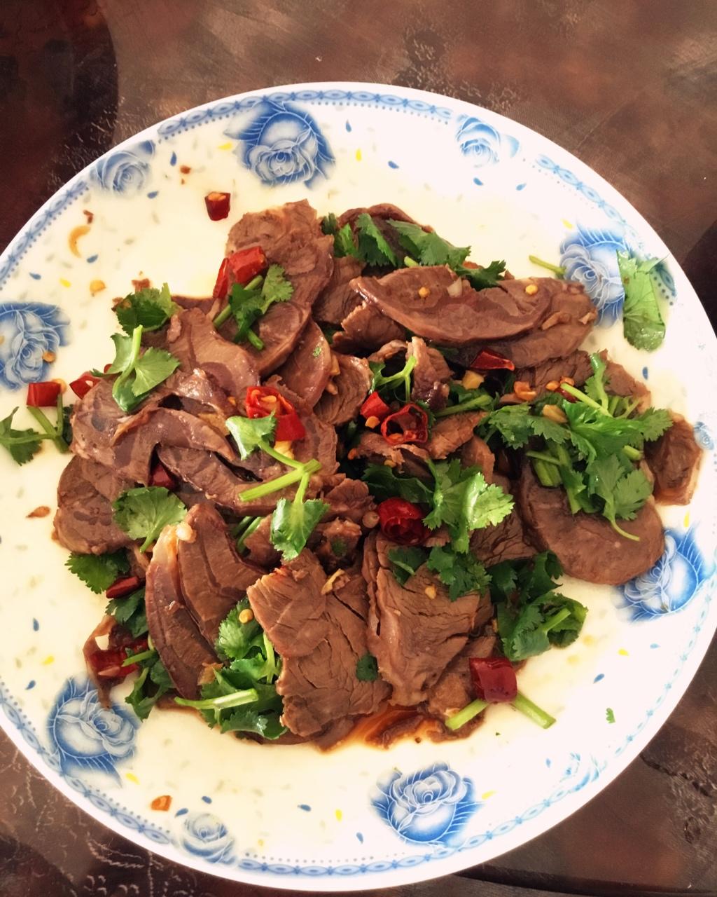 凉拌牛肉