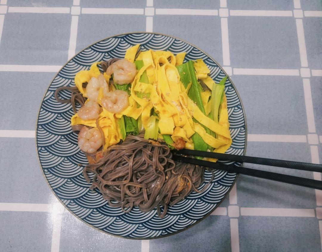 凉拌荞麦面