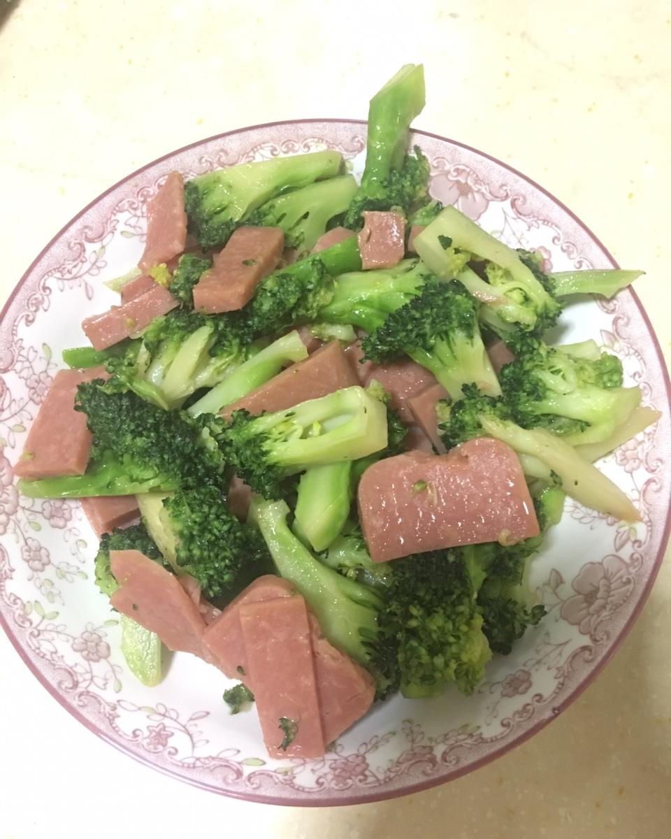 清炒西兰花