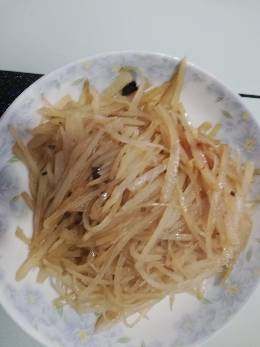厨师长教你：“如何正确切土豆丝”，家庭必备的硬核小技巧