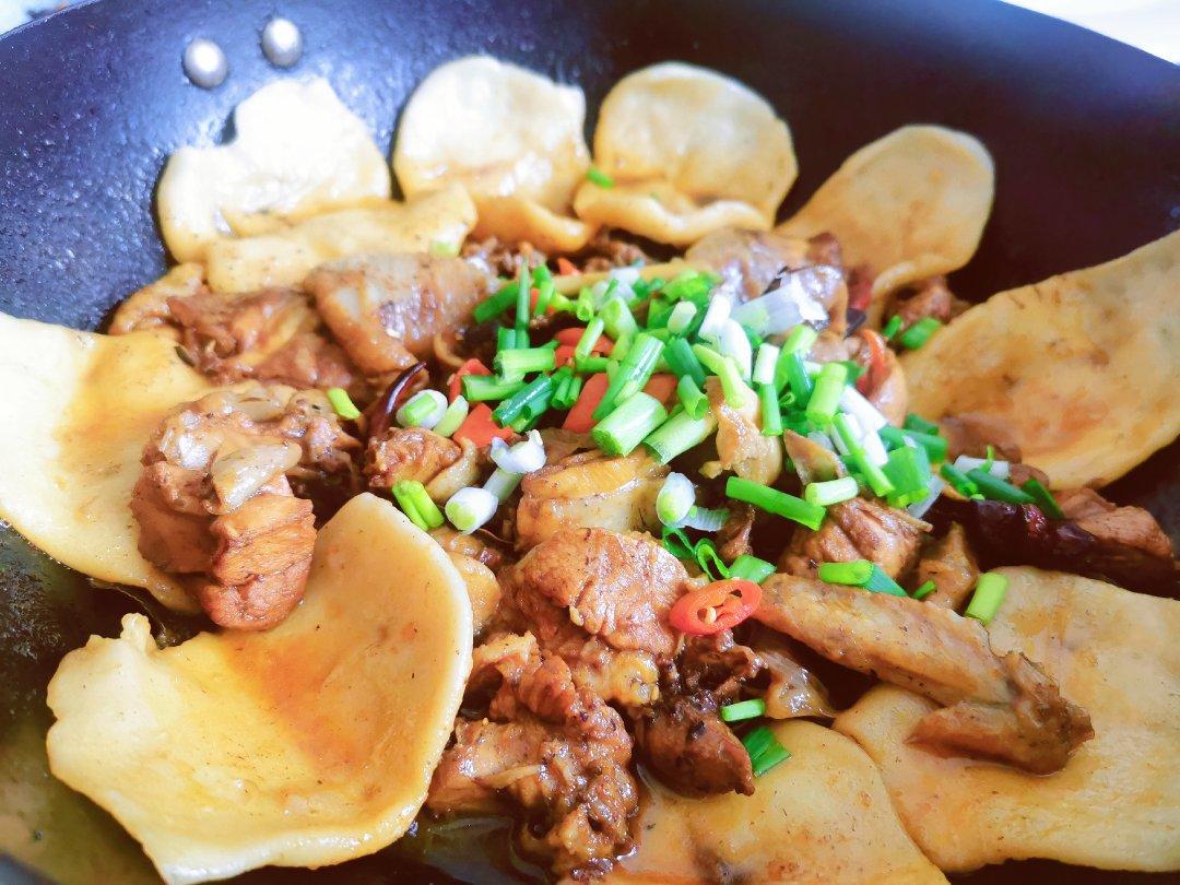 地锅鸡+自制红油【曼食慢语】