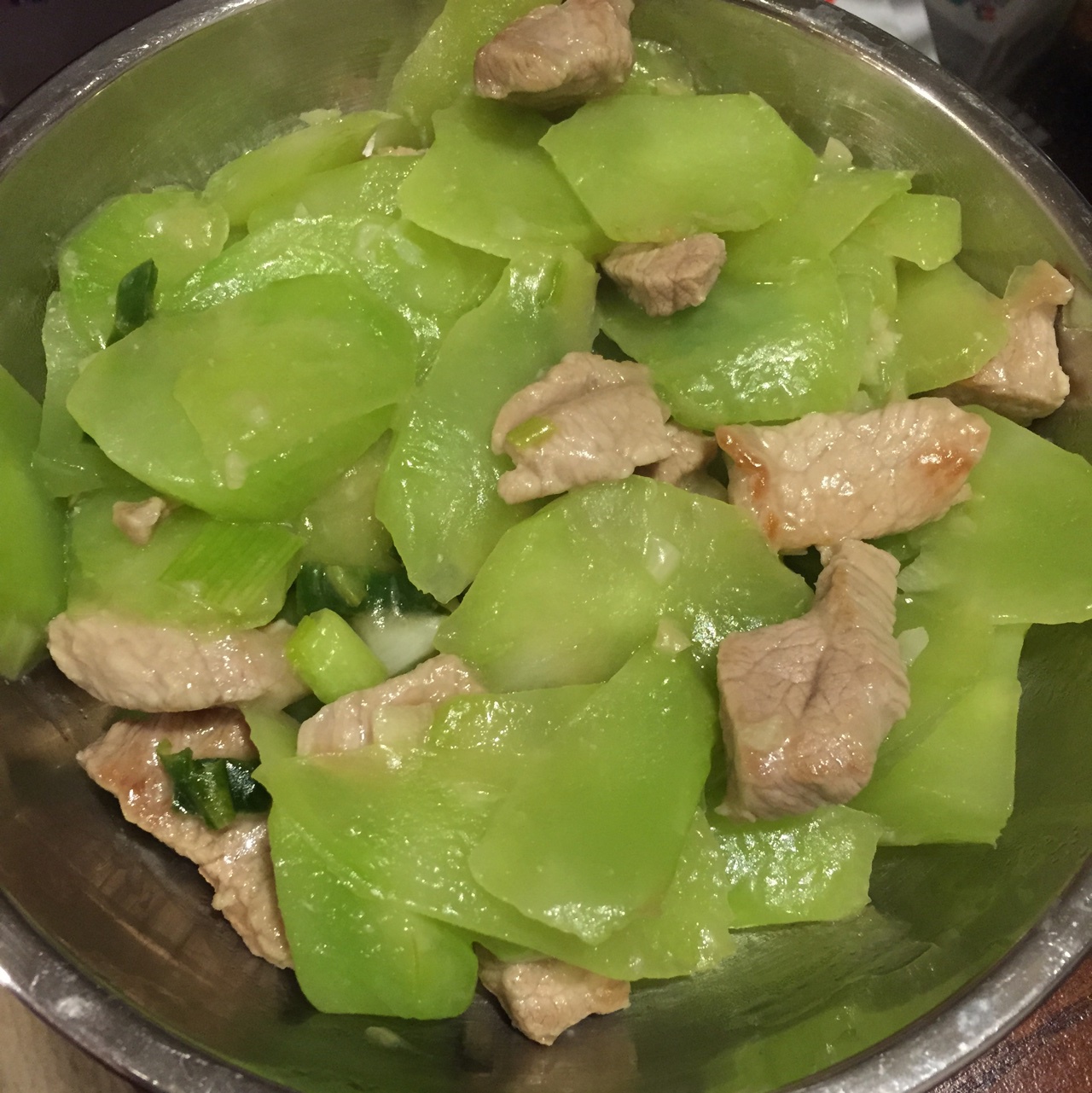 莴笋炒肉