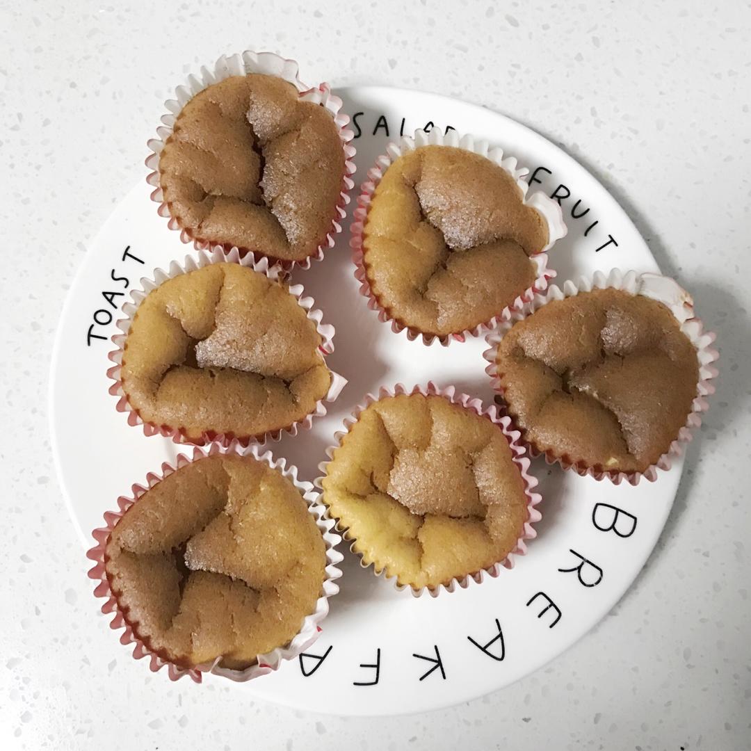 奶油戚风杯子蛋糕