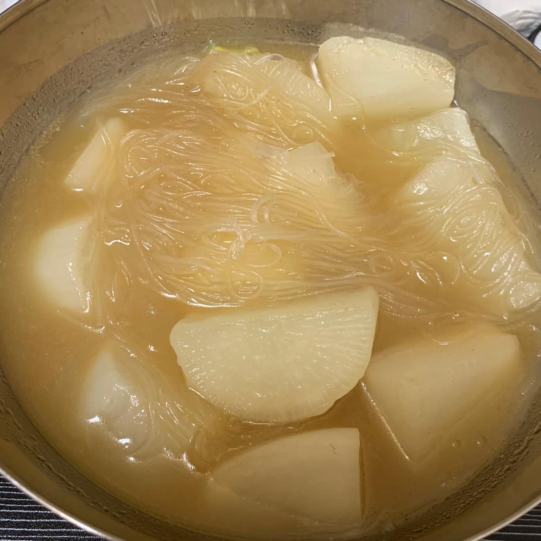 白萝卜粉丝汤 简单版低脂晚餐