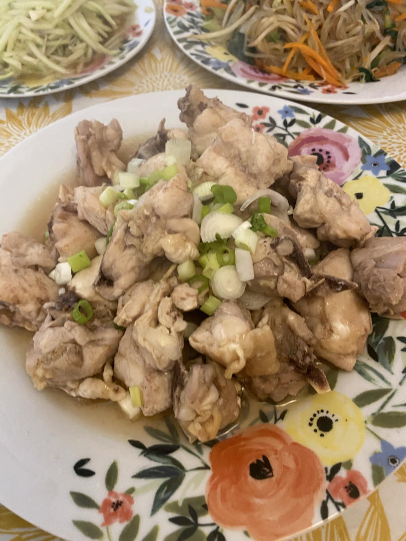 原汁原味蒸鸡（广东口味)