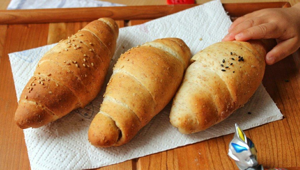 全麦芝麻盐面包