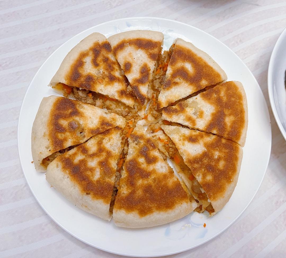 胡萝卜肉馅儿饼的做法