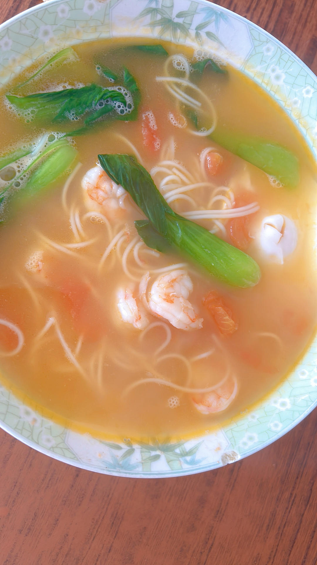 西红柿鸡蛋虾仁面