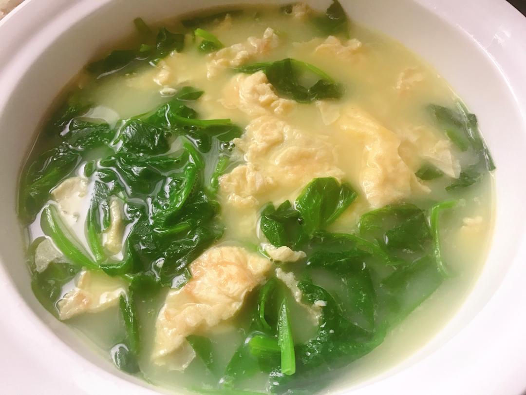 gnogeng做的豌豆尖煎蛋汤