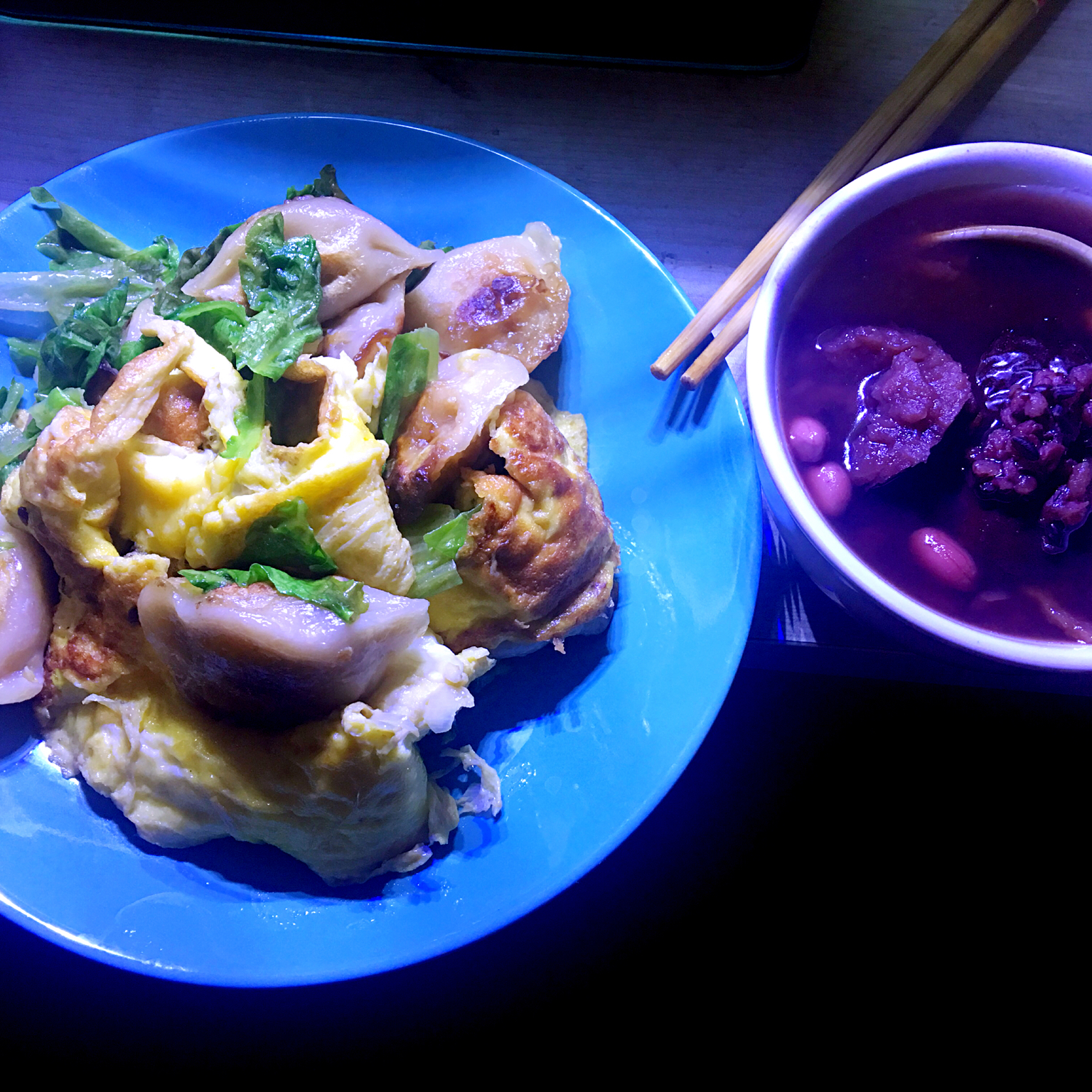 蛋抱煎饺（速冻饺）