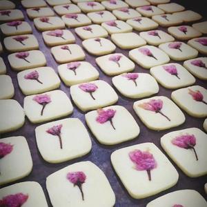 樱花曲奇 樱花饼干的做法 步骤7