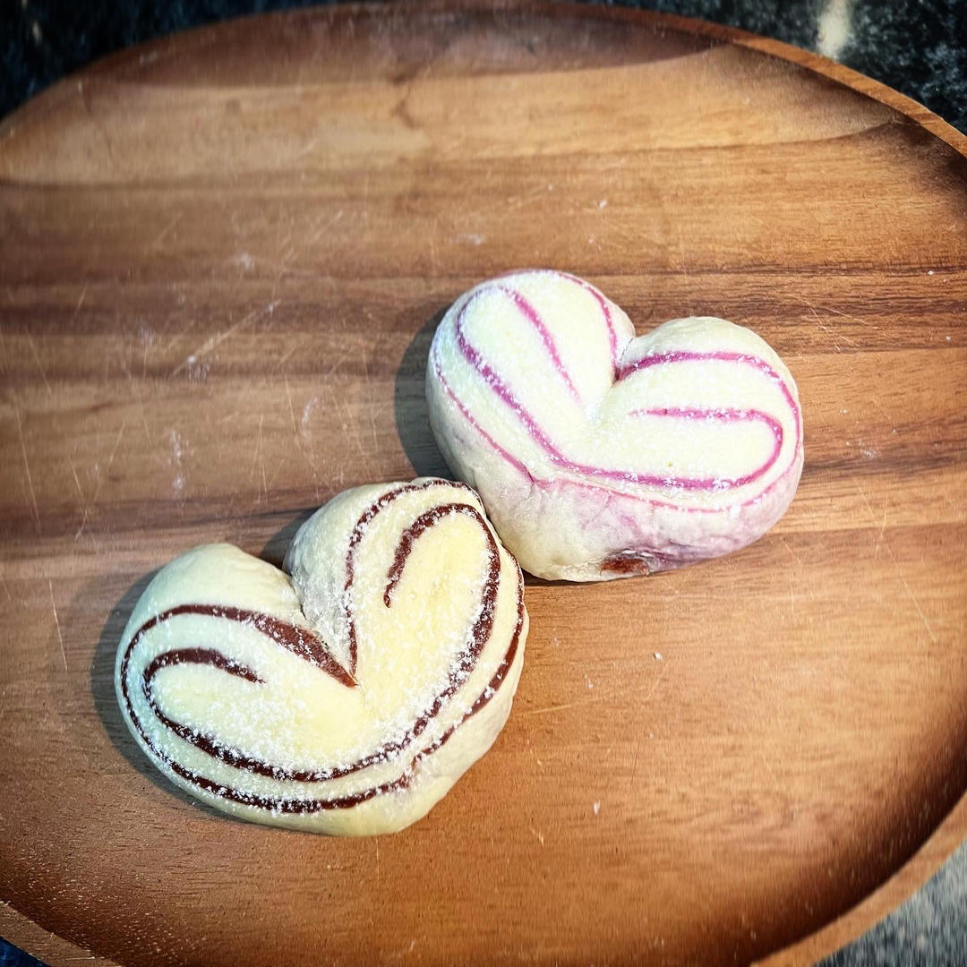 💕胖嘟嘟的日式心心相印小餐包（心形和双心形两种餐包做法）💕