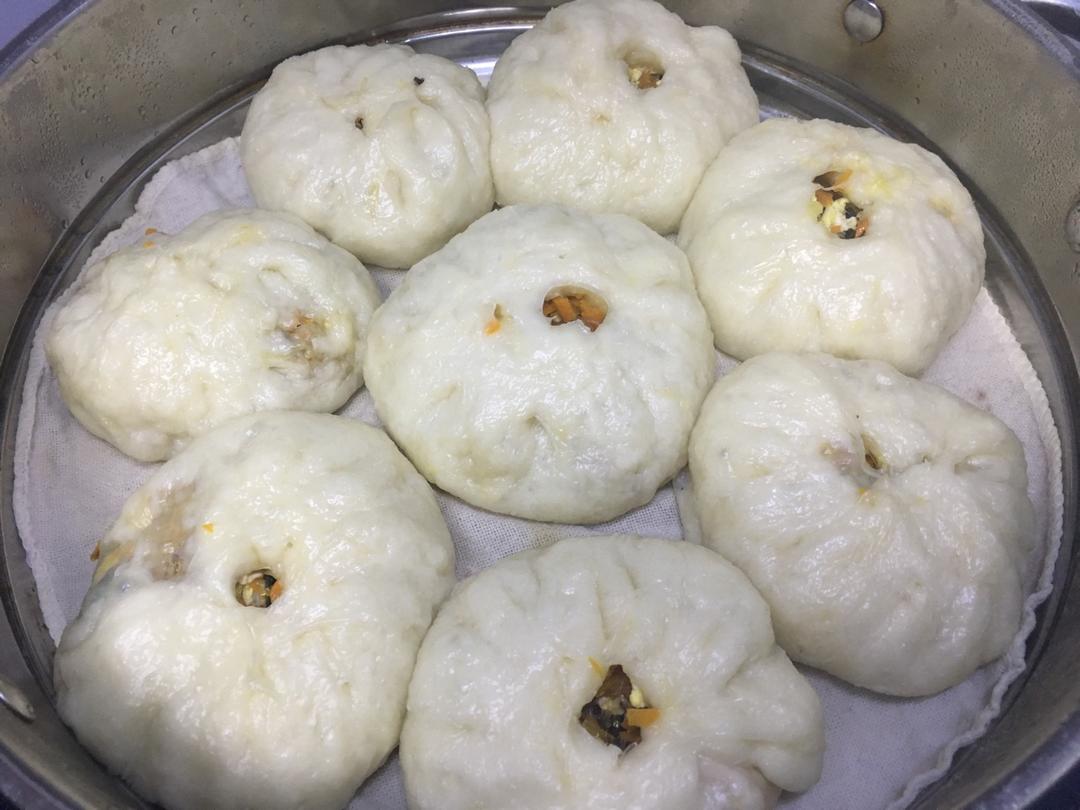 胡萝卜木耳鸡蛋素包子