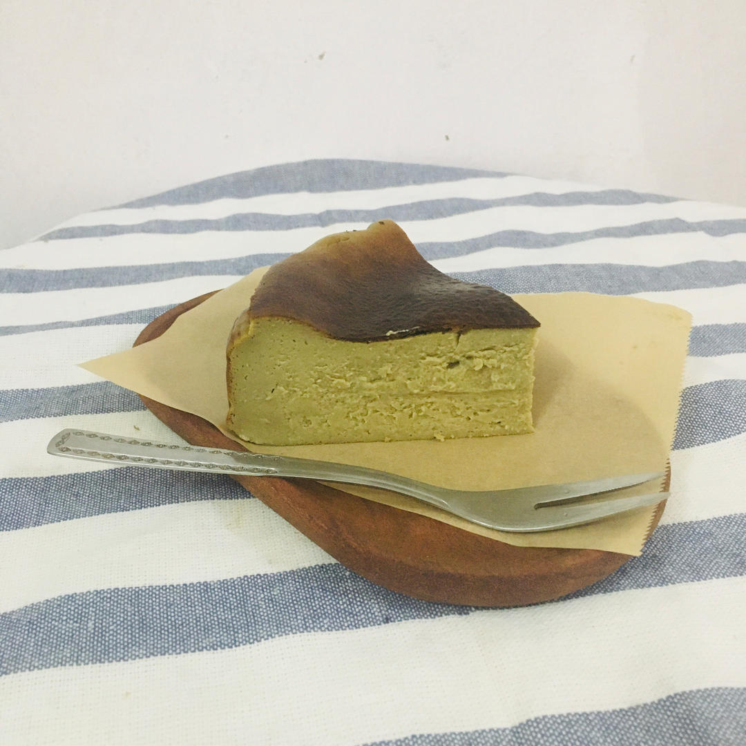 流心抹茶巴斯克芝士蛋糕