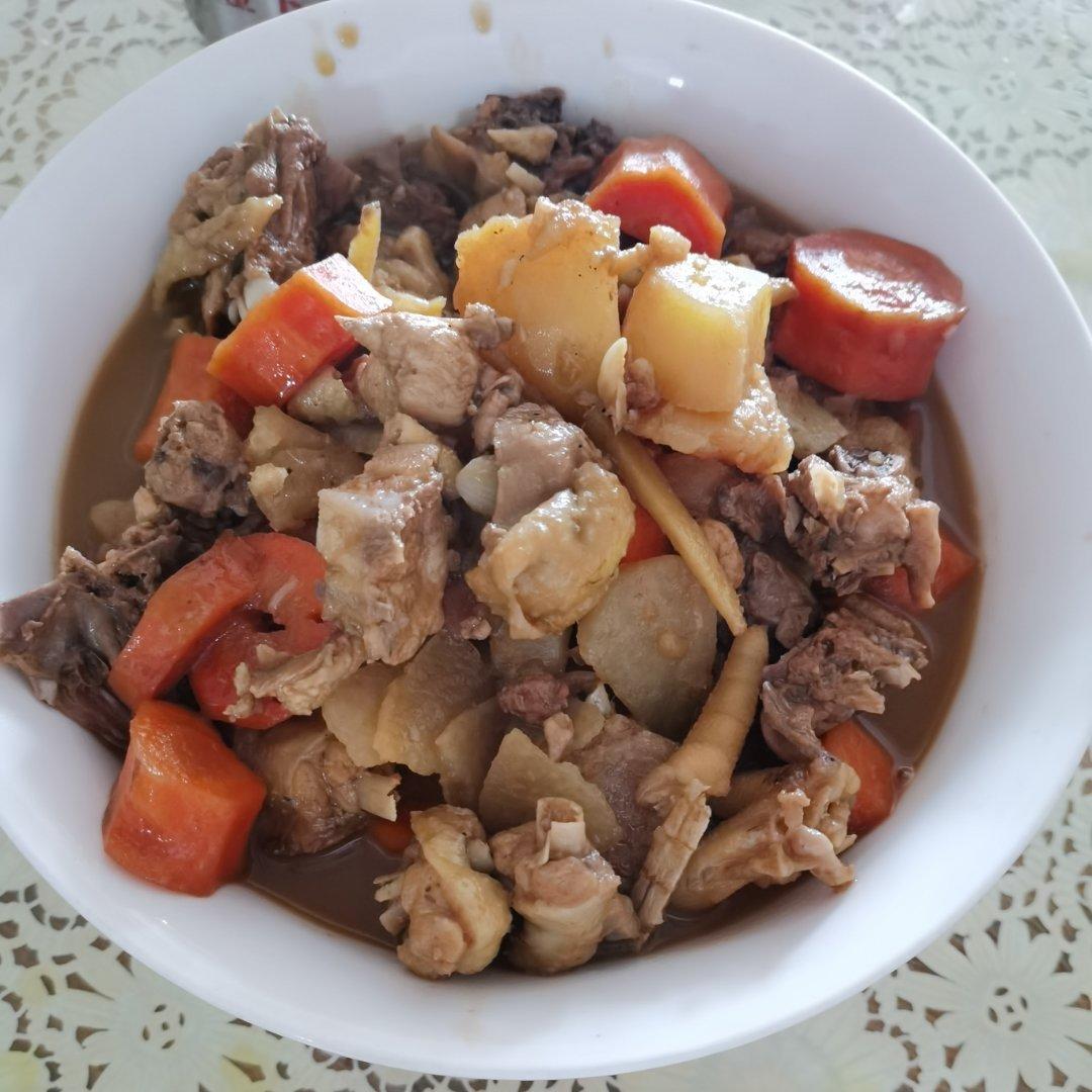 新疆沙湾大盘鸡