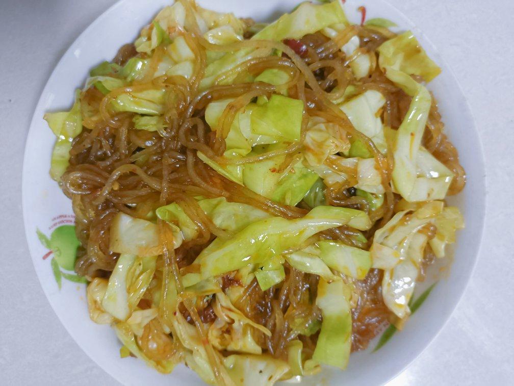 圆白菜炒粉条