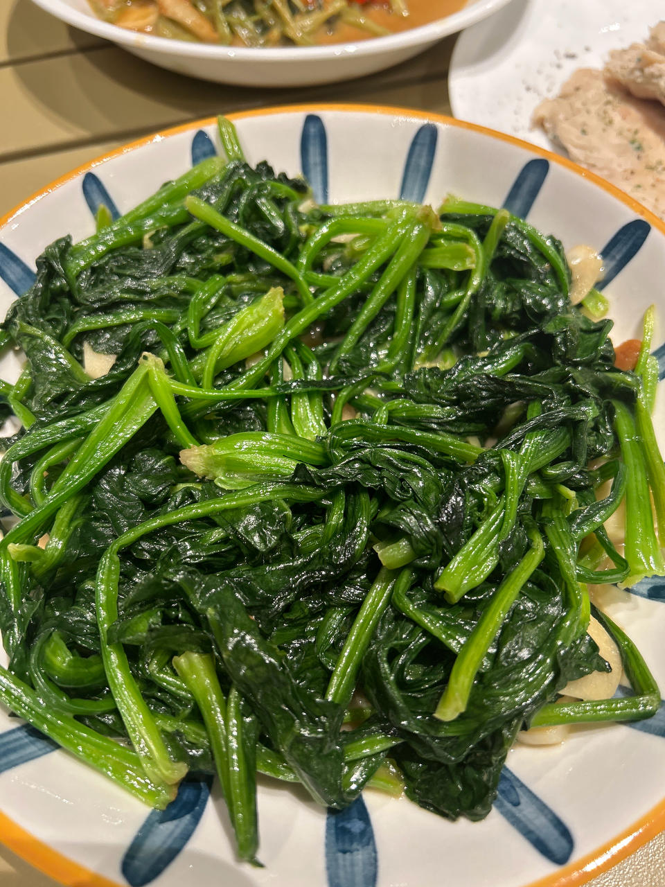不涩口又嫩的清炒菠菜