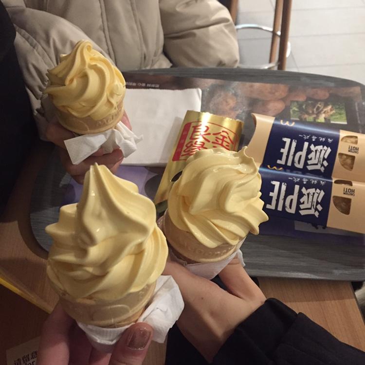 美少女的外食记💕