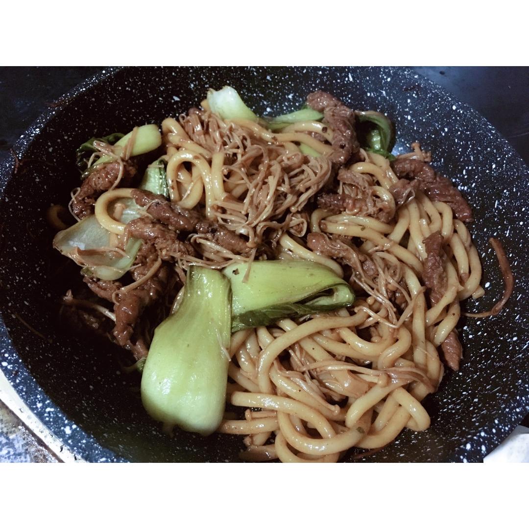 炒乌冬面