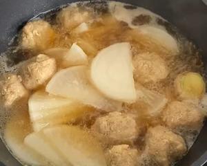萝卜（冬瓜）丸子汤的做法 步骤6