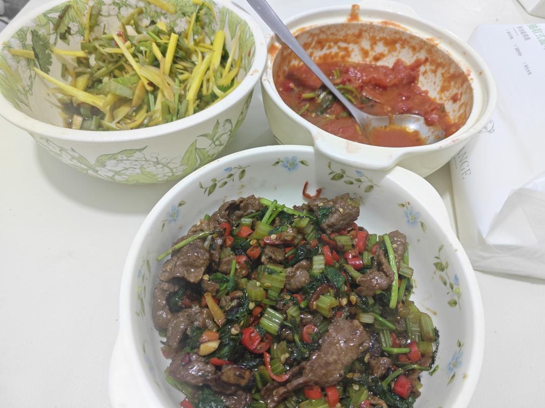 又嫩又辣又香的湘菜小炒黄牛肉