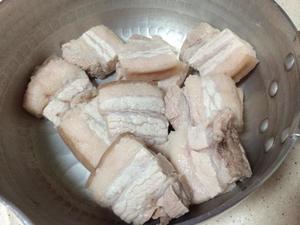 南乳百叶结红烧肉的做法 步骤2