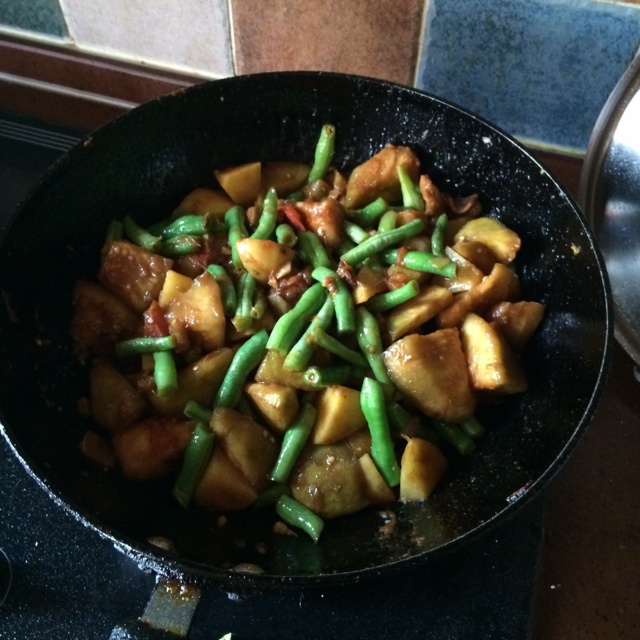 土豆烩豆角