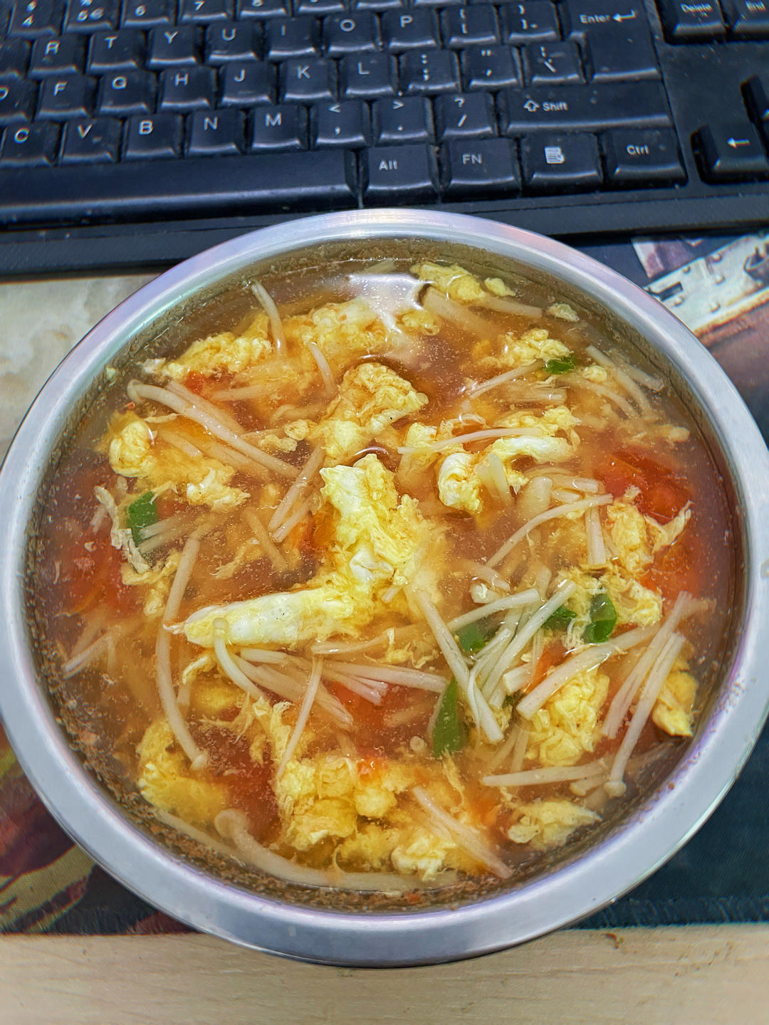 西红柿鸡蛋金针菇汤