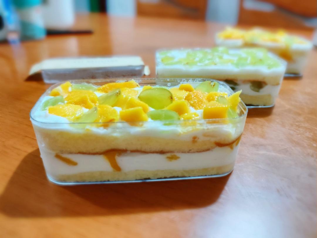 《Tinrry下午茶》教你做基础原味蛋糕卷