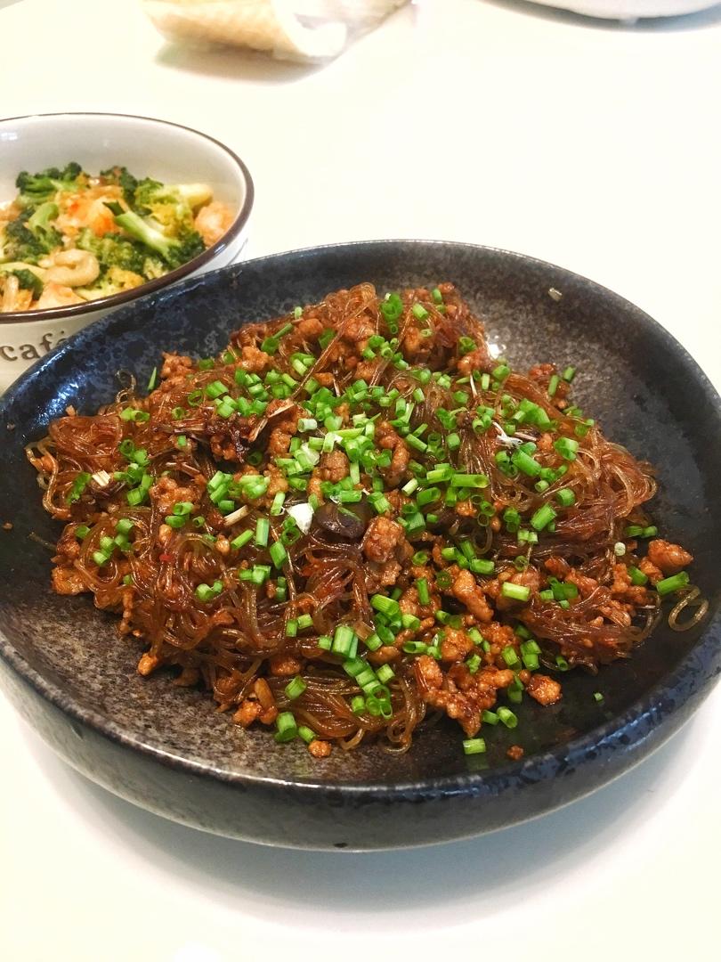 肉末粉丝煲（蚂蚁上树，干捞粉丝煲）