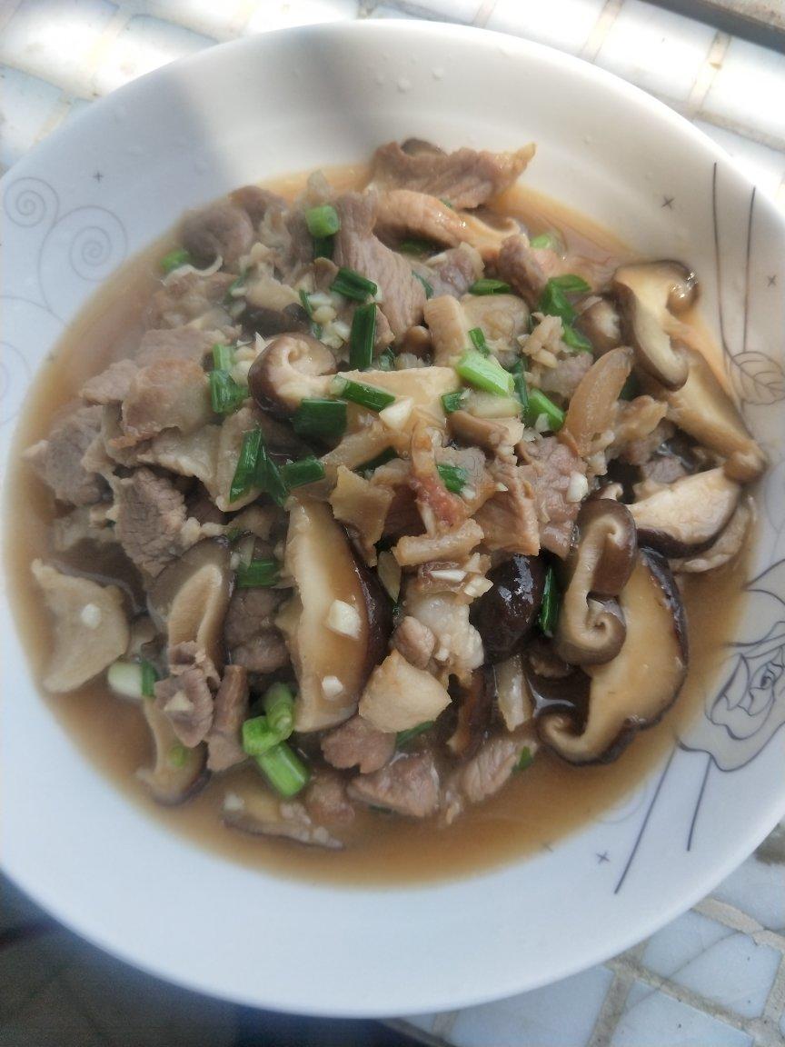 香菇炒肉