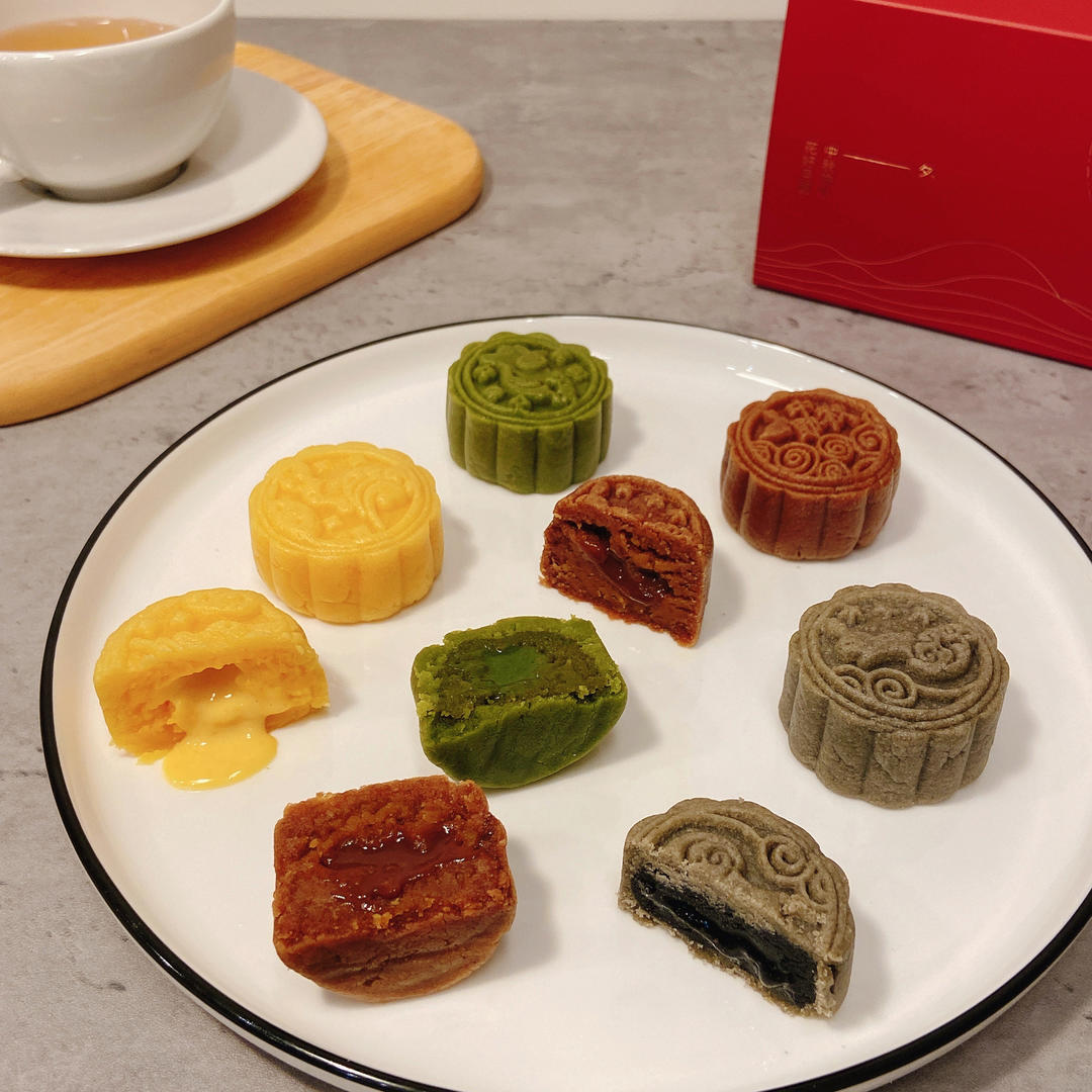 黑芝麻流心月饼
