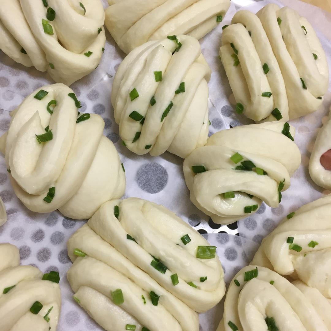 葱油花卷 Steamed Roll