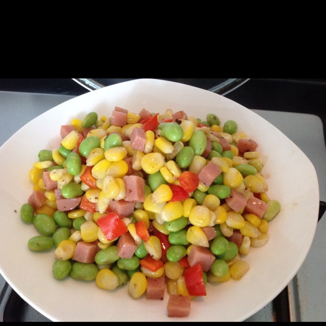 快手家常菜：五彩缤纷的香肠炒青豆