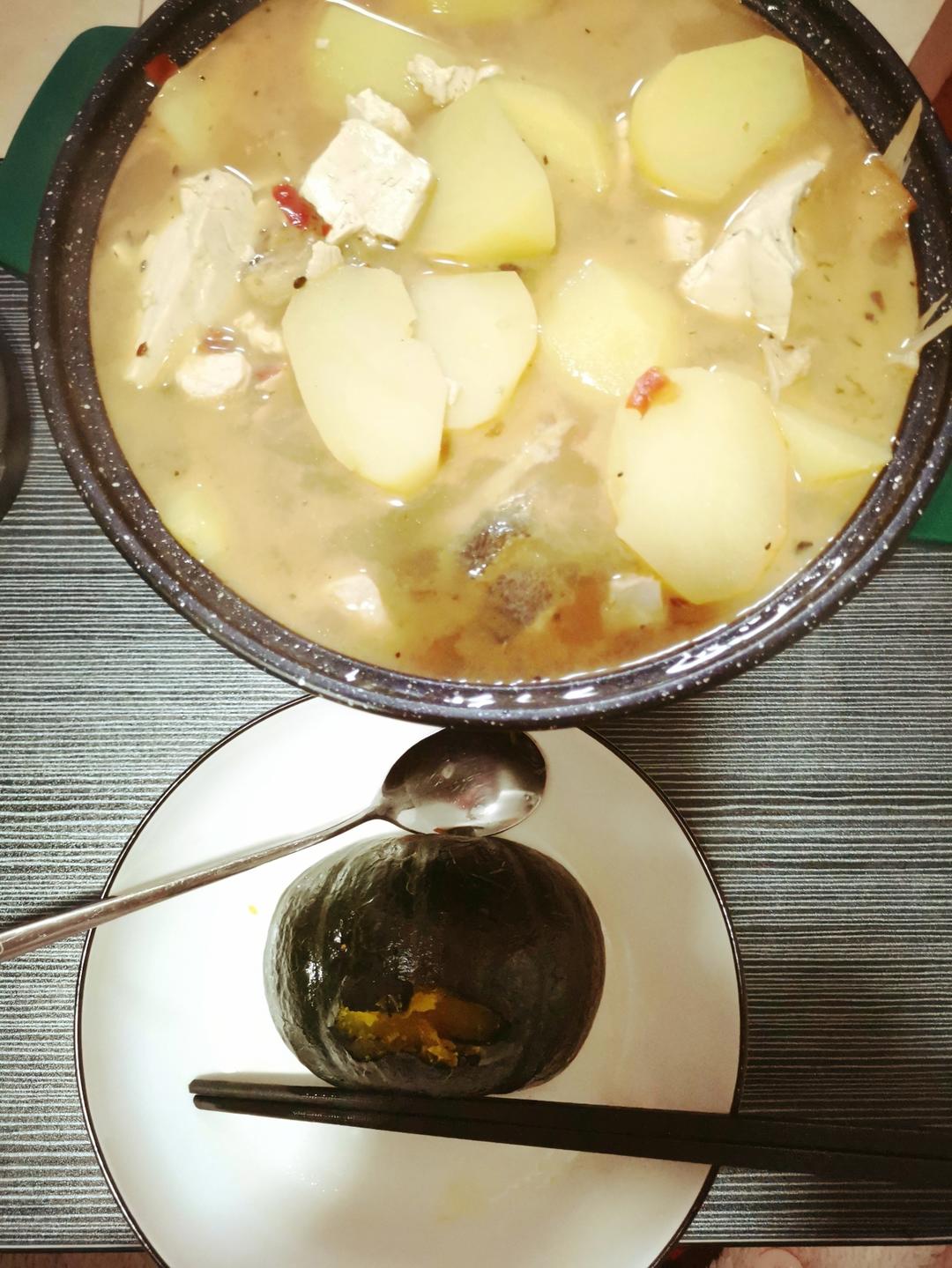 土豆豆腐炖鱼头