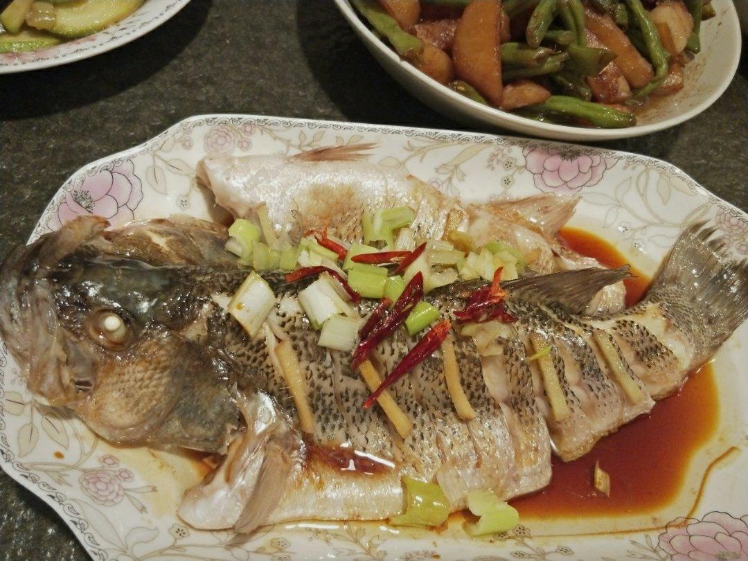 绝对独家版&清蒸鱼