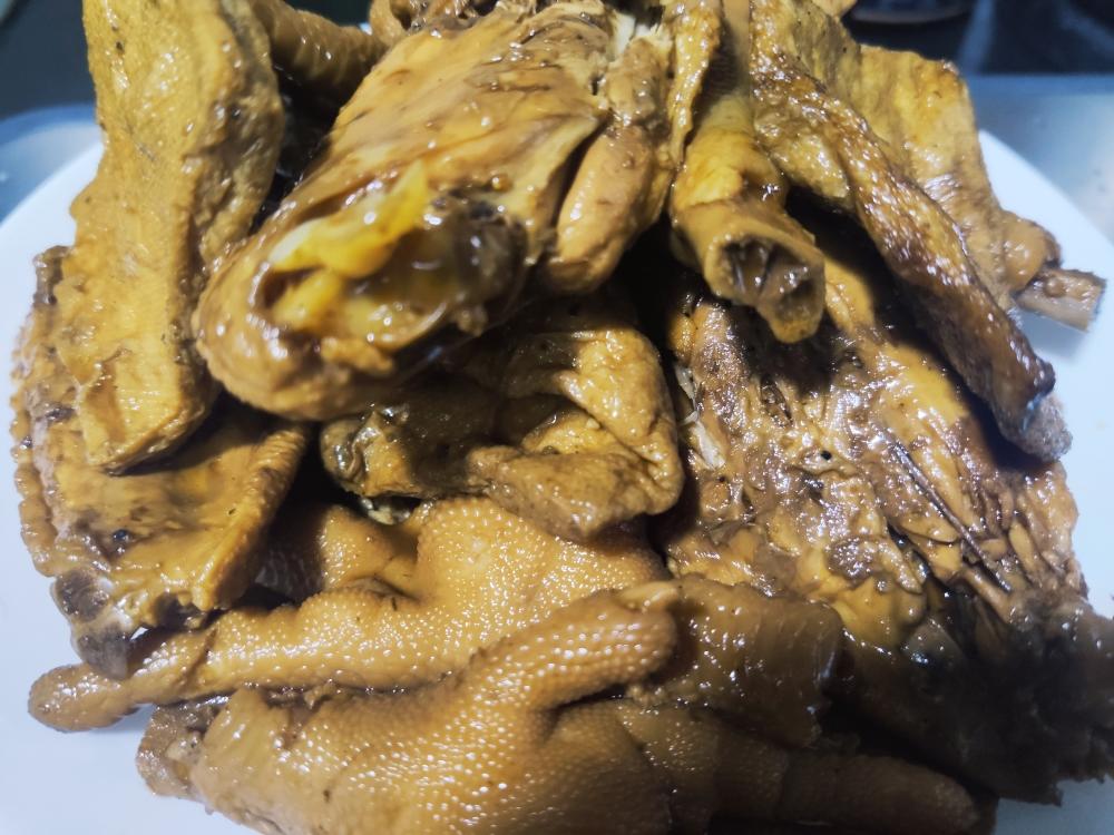 卤豆干鸡爪鸡翅的做法