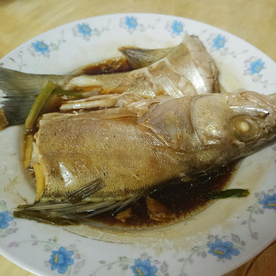 蒸鲈鱼
