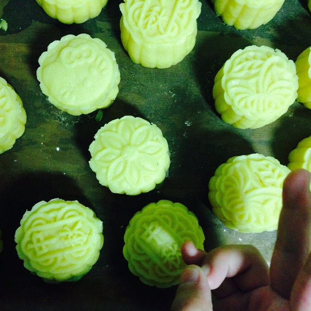 半岛酒店奶黄月饼——号称月饼界的劳斯莱斯