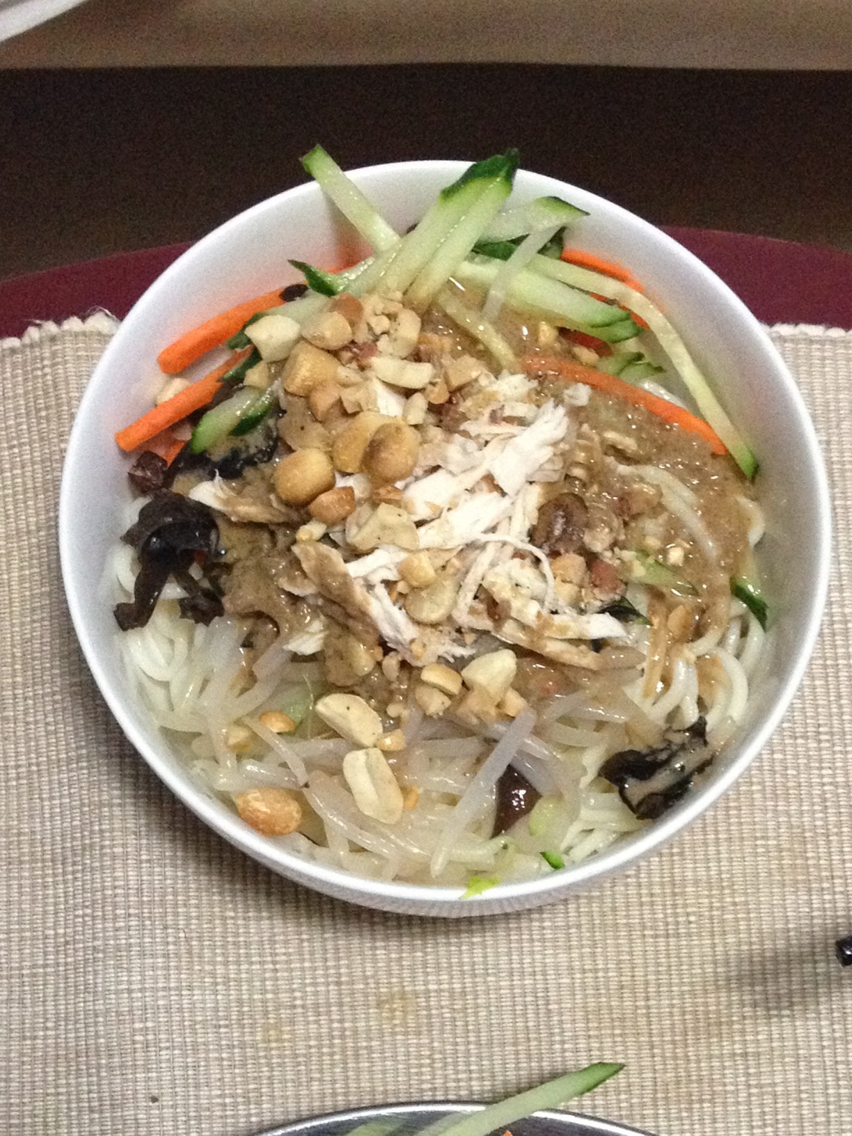 鸡丝凉面