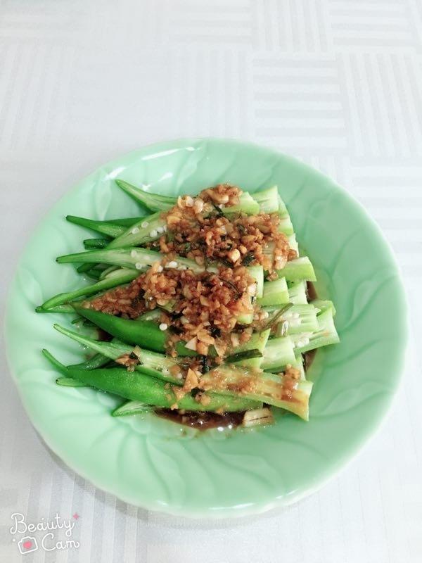 10分钟凉拌秋葵
