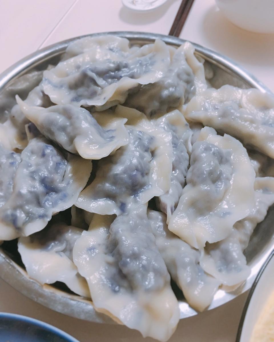 maysmile做的紫甘蓝饺子
