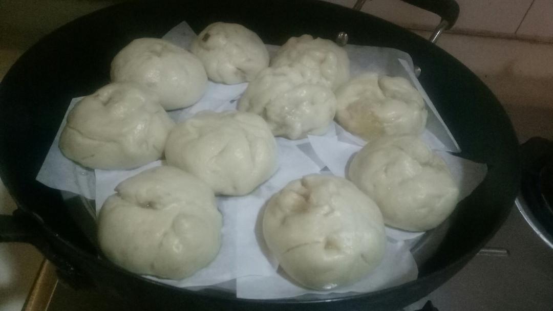 用面包机和面做包子