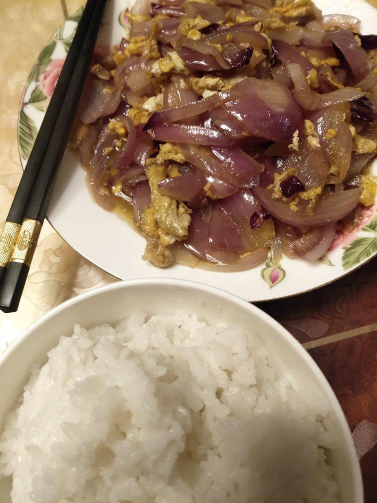洋葱炒鸡蛋